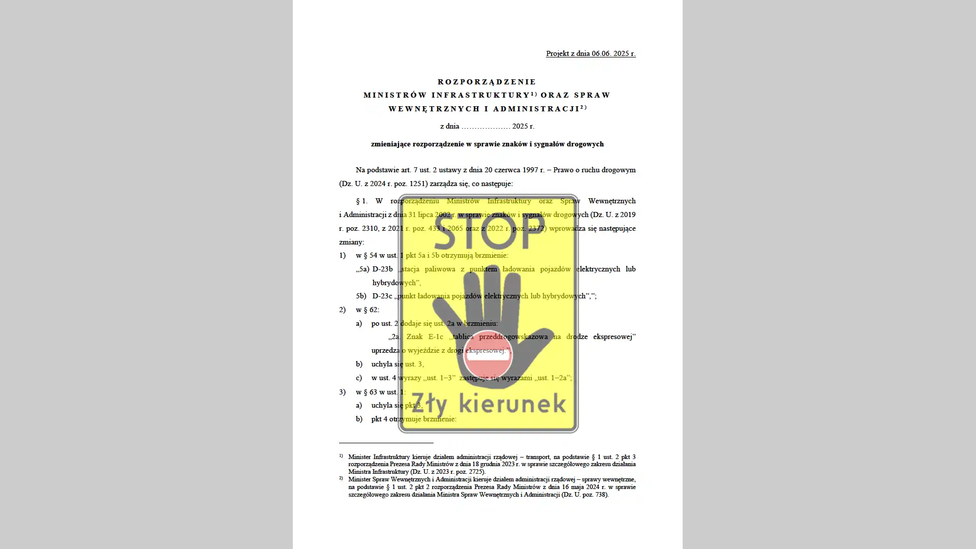 Strona tytułowa projektu rozporządzenia o zmianach w oznakowaniu drogowym 2025 z przykładem nowego znaku F-24 Zły kierunek.